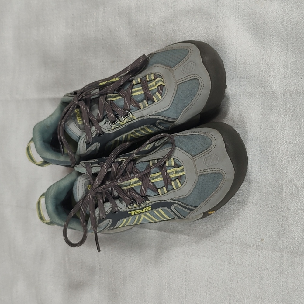 Teva Waterproof Hiking Sneakers Lace Up Shoes Gray Green Blue Girls Size 5
